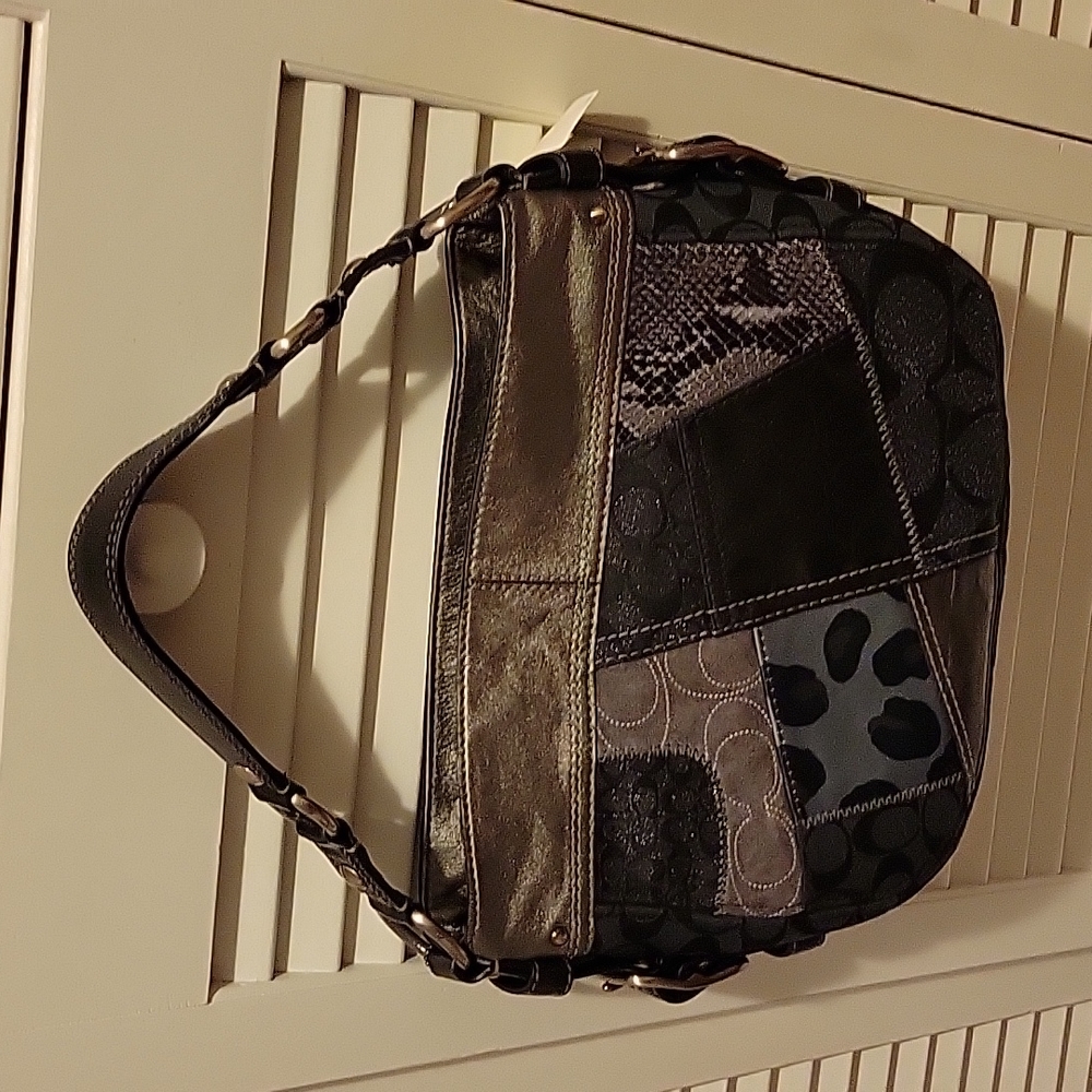 NWT: COACH Tonal Patchwork Zoe - Picture 2 of 16